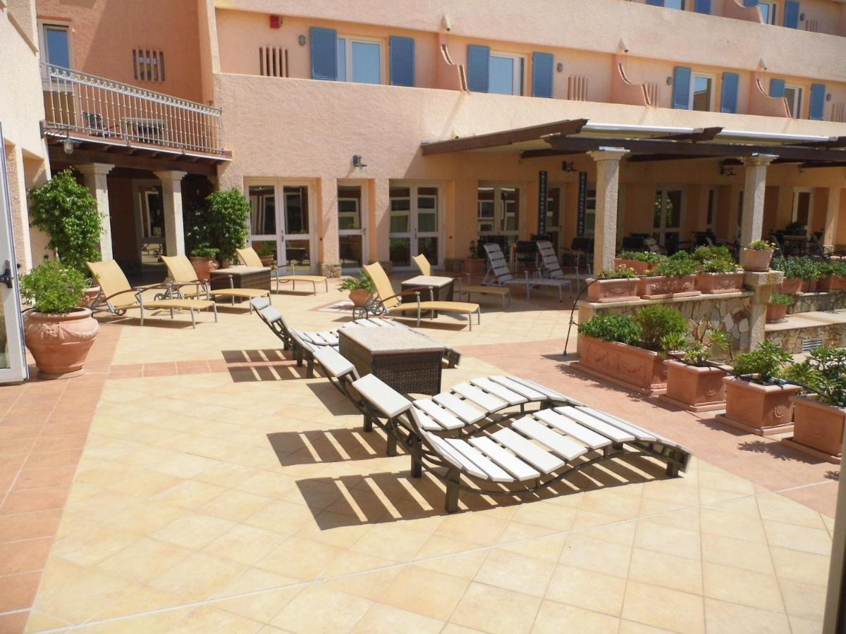 לה מדלנה Le Nereidi Hotel & Residence Con Piscina-Tennis-Fitness-Parcheggio Coperto-Sala Conferenze מראה חיצוני תמונה
