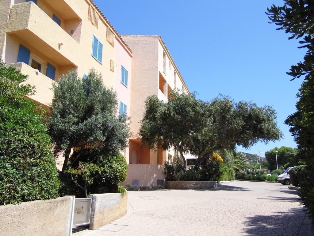 לה מדלנה Le Nereidi Hotel & Residence Con Piscina-Tennis-Fitness-Parcheggio Coperto-Sala Conferenze מראה חיצוני תמונה