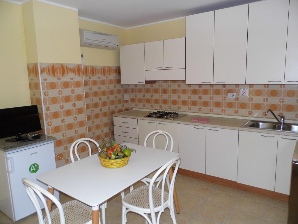 לה מדלנה Le Nereidi Hotel & Residence Con Piscina-Tennis-Fitness-Parcheggio Coperto-Sala Conferenze מראה חיצוני תמונה
