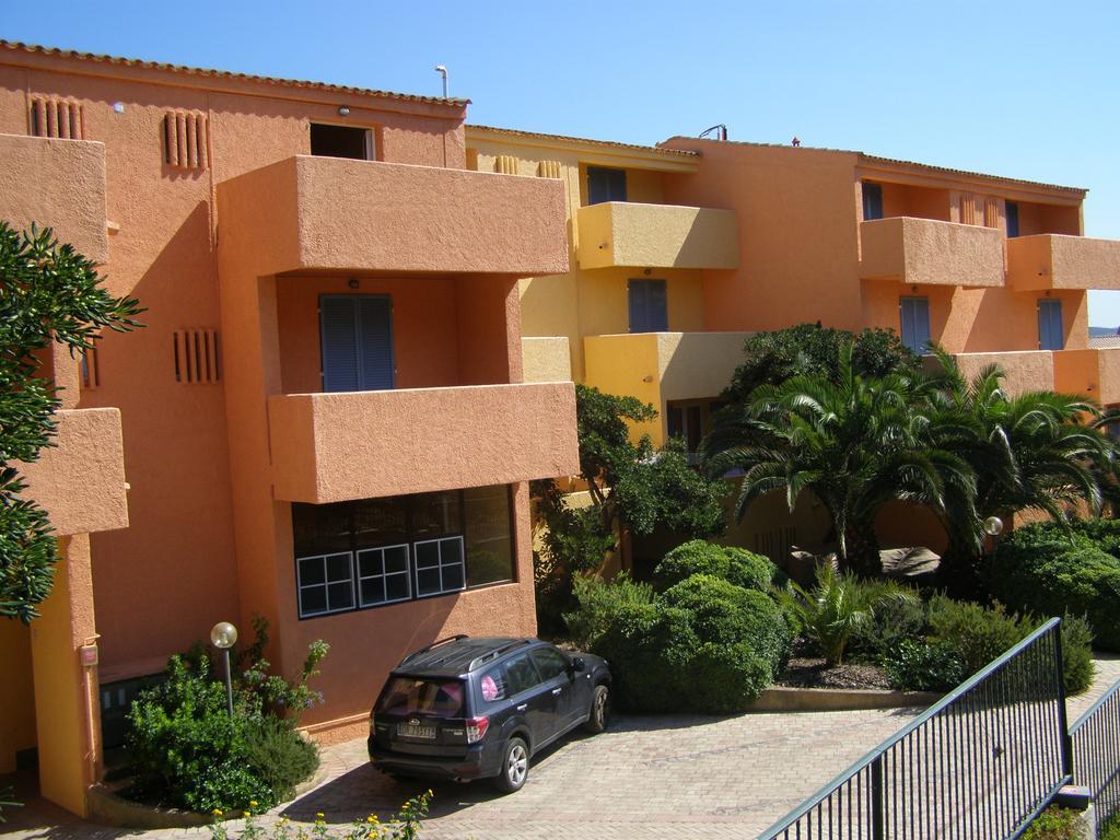 לה מדלנה Le Nereidi Hotel & Residence Con Piscina-Tennis-Fitness-Parcheggio Coperto-Sala Conferenze מראה חיצוני תמונה